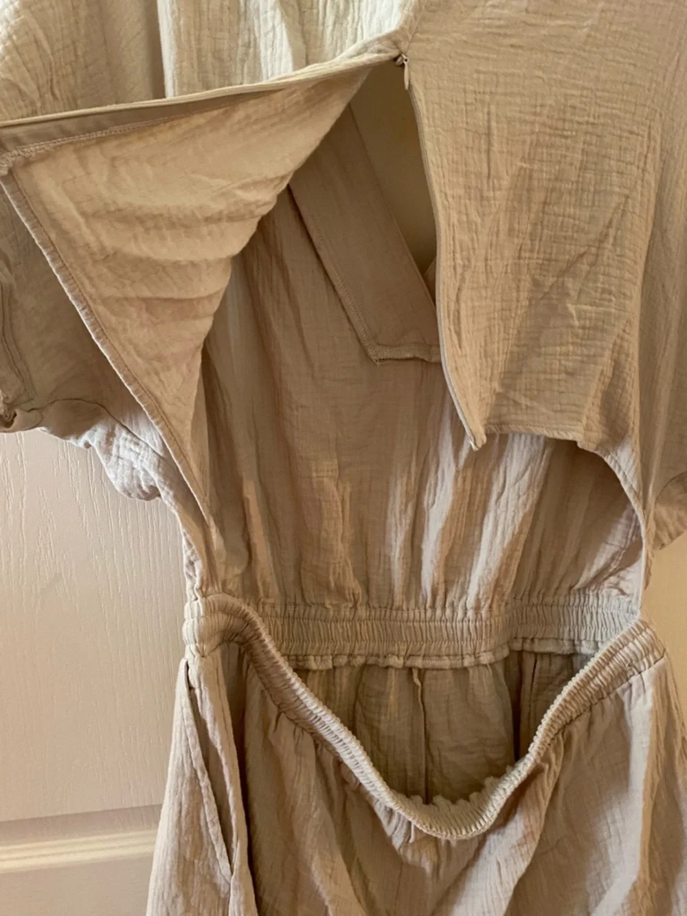 nwt CUPSHE 100% Cotton Drawstring Plunging V-Neck Romper in Neutral - XL - Picture 10 of 13